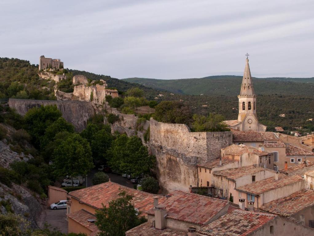 Les Grenadiers De Saint Sat Exterior photo